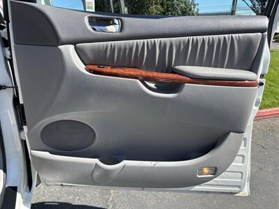 2004 Toyota Sienna XLE 7 Passenger   - Photo 43 - Sacramento, CA 95826