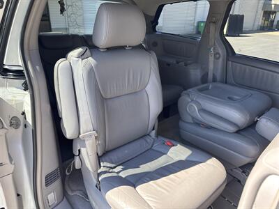 2004 Toyota Sienna XLE 7 Passenger   - Photo 37 - Sacramento, CA 95826