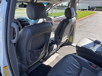 2004 Toyota Sienna XLE 7 Passenger   - Photo 30 - Sacramento, CA 95826