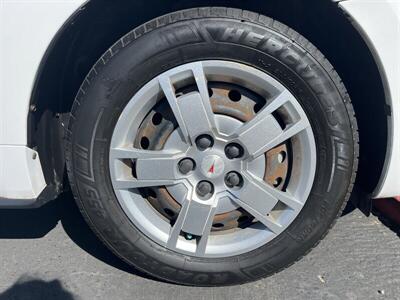 2009 Pontiac Vibe 2.4L   - Photo 15 - Sacramento, CA 95826