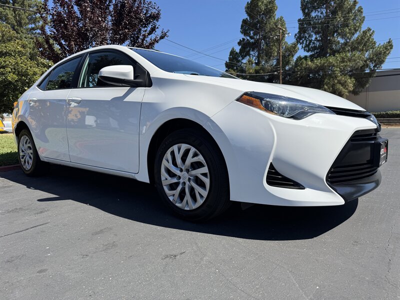 2019-Toyota-Corolla-5YFBURHE1KP884587