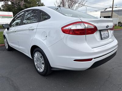 2017 Ford Fiesta S   - Photo 9 - Sacramento, CA 95826