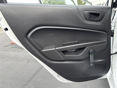 2017 Ford Fiesta S   - Photo 27 - Sacramento, CA 95826