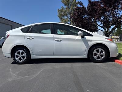 2014 Toyota Prius   - Photo 58 - Sacramento, CA 95826