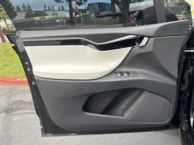 2018 Tesla Model X 75D   - Photo 26 - Sacramento, CA 95826