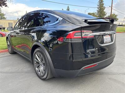 2018 Tesla Model X 75D   - Photo 9 - Sacramento, CA 95826