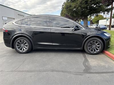 2018 Tesla Model X 75D   - Photo 14 - Sacramento, CA 95826
