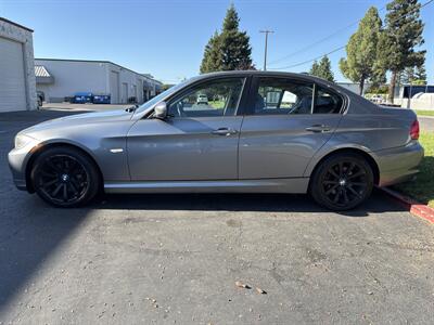 2011 BMW 328i   - Photo 6 - Sacramento, CA 95826