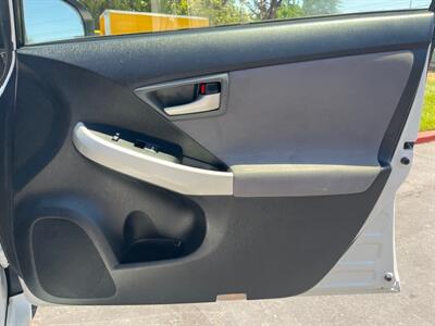2013 Toyota Prius   - Photo 39 - Sacramento, CA 95826