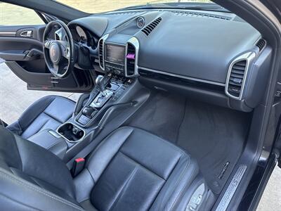 2014 Porsche Cayenne S   - Photo 43 - Sacramento, CA 95826
