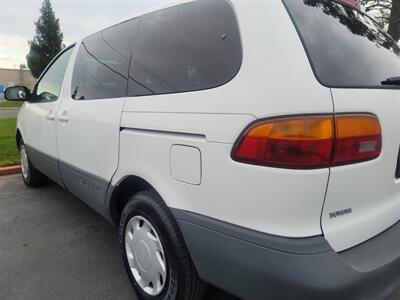 1999 Toyota Sienna CE   - Photo 10 - Sacramento, CA 95826