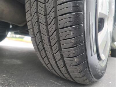 1999 Toyota Sienna CE   - Photo 18 - Sacramento, CA 95826