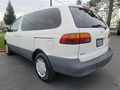 1999 Toyota Sienna CE   - Photo 9 - Sacramento, CA 95826