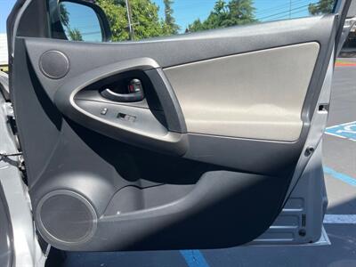 2011 Toyota RAV4   - Photo 39 - Sacramento, CA 95826