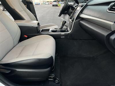 2017 Toyota Camry SE   - Photo 35 - Sacramento, CA 95826