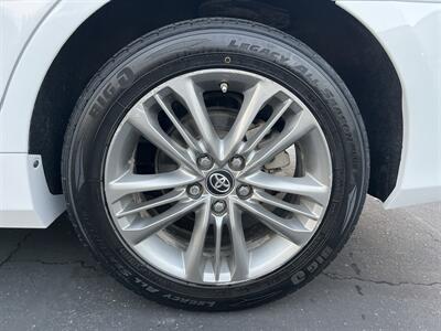2017 Toyota Camry SE   - Photo 19 - Sacramento, CA 95826