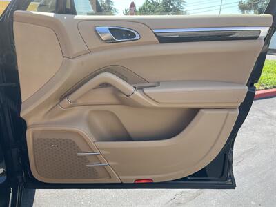 2013 Porsche Cayenne S   - Photo 49 - Sacramento, CA 95826