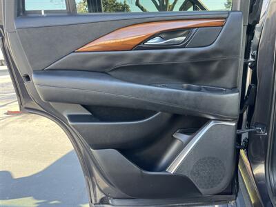 2015 Cadillac Escalade Premium   - Photo 35 - Sacramento, CA 95826