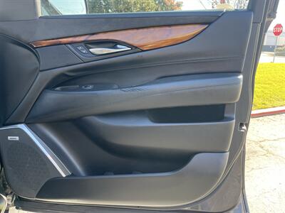 2015 Cadillac Escalade Premium   - Photo 44 - Sacramento, CA 95826