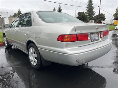 2000 Toyota Camry LE   - Photo 8 - Sacramento, CA 95826