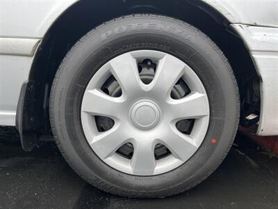 2000 Toyota Camry LE   - Photo 14 - Sacramento, CA 95826