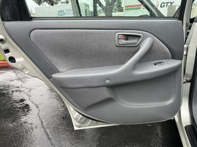 2000 Toyota Camry LE   - Photo 28 - Sacramento, CA 95826