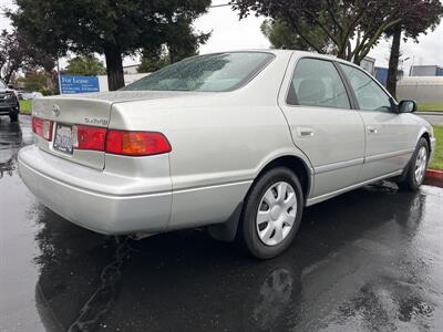 2000 Toyota Camry LE   - Photo 12 - Sacramento, CA 95826