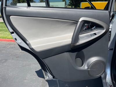 2009 Toyota RAV4 Sport   - Photo 32 - Sacramento, CA 95826