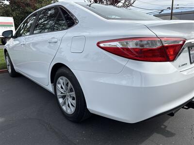 2017 Toyota Camry LE   - Photo 10 - Sacramento, CA 95826