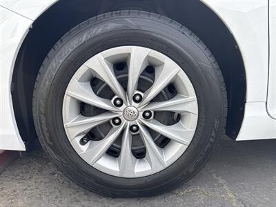 2017 Toyota Camry LE   - Photo 22 - Sacramento, CA 95826