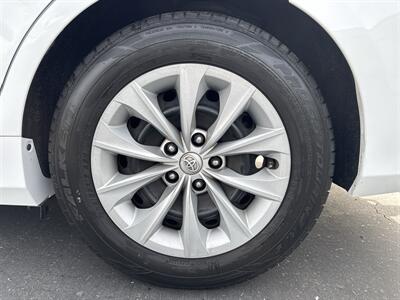 2017 Toyota Camry LE   - Photo 20 - Sacramento, CA 95826