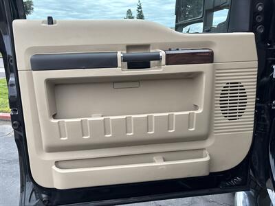 2008 Ford F-250 Super Duty Lariat 4dr Crew Cab   - Photo 29 - Sacramento, CA 95826