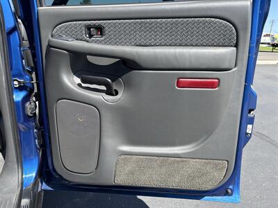 2004 Chevrolet Avalanche 1500 - Photo 34 - Sacramento, CA 95826