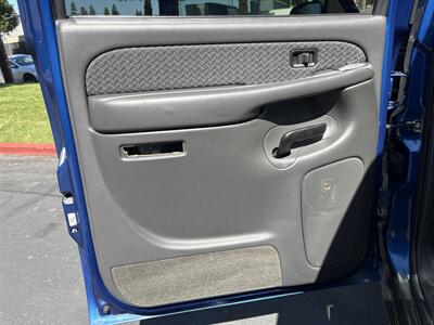 2004 Chevrolet Avalanche 1500 - Photo 28 - Sacramento, CA 95826