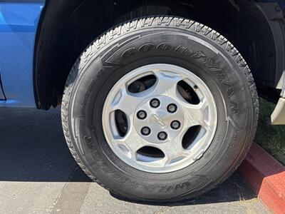 2004 Chevrolet Avalanche 1500 - Photo 15 - Sacramento, CA 95826
