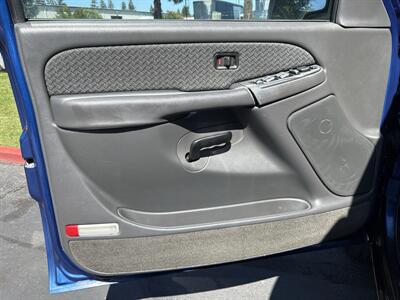 2004 Chevrolet Avalanche 1500 - Photo 25 - Sacramento, CA 95826