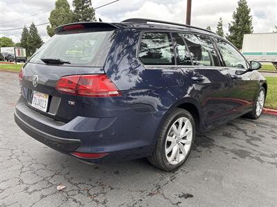 2017 Volkswagen Golf SportWagen TSI SE - Photo 11 - Sacramento, CA 95826