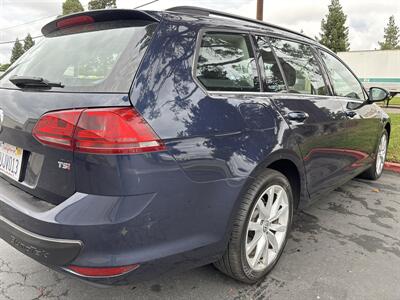 2017 Volkswagen Golf SportWagen TSI SE - Photo 10 - Sacramento, CA 95826