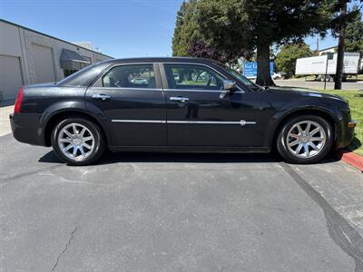 2006 Chrysler 300C   - Photo 8 - Sacramento, CA 95826