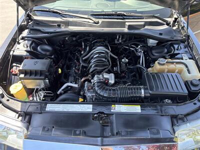 2006 Chrysler 300C   - Photo 41 - Sacramento, CA 95826