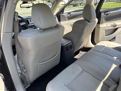 2006 Chrysler 300C   - Photo 48 - Sacramento, CA 95826