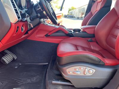 2017 Porsche Cayenne S   - Photo 32 - Sacramento, CA 95826