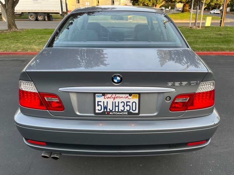 2006 BMW 3 Series 325i photo 12