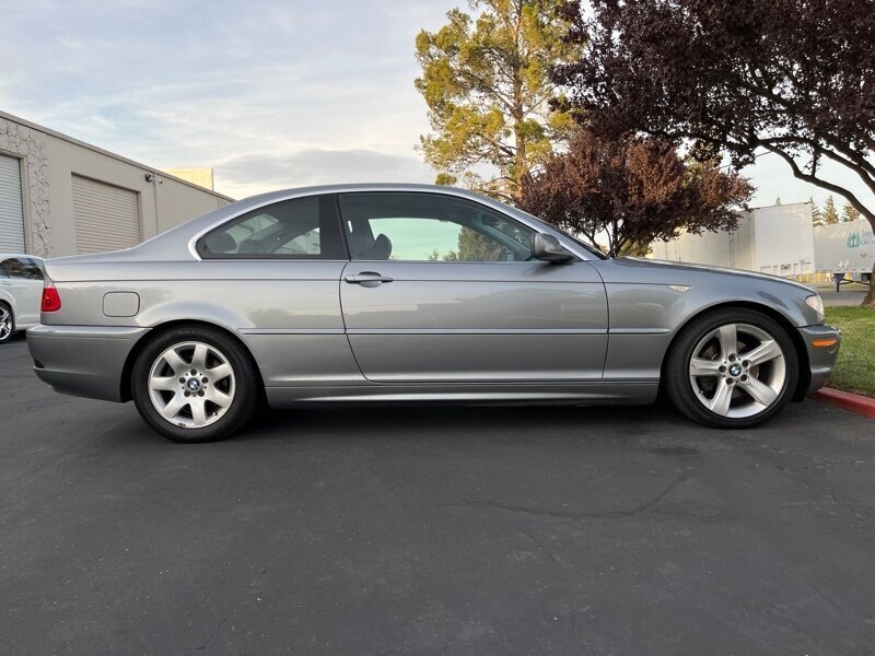 2006 BMW 3 Series 325i photo 15