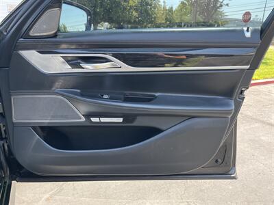 2018 BMW 750i   - Photo 36 - Sacramento, CA 95826