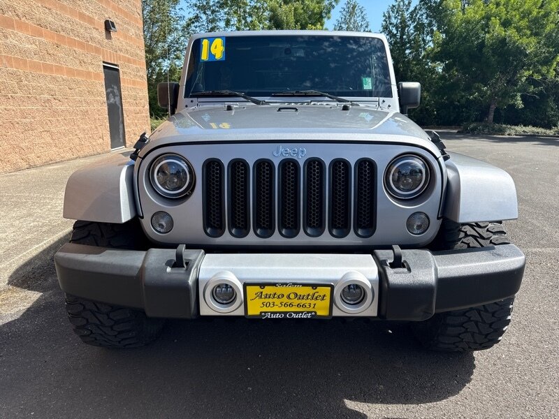 2014 Jeep Wrangler Sahara  