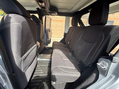 2014 Jeep Wrangler Sahara   - Photo 12 - Salem, OR 97317