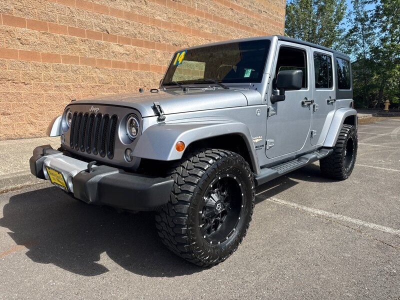 2014 Jeep Wrangler Sahara  