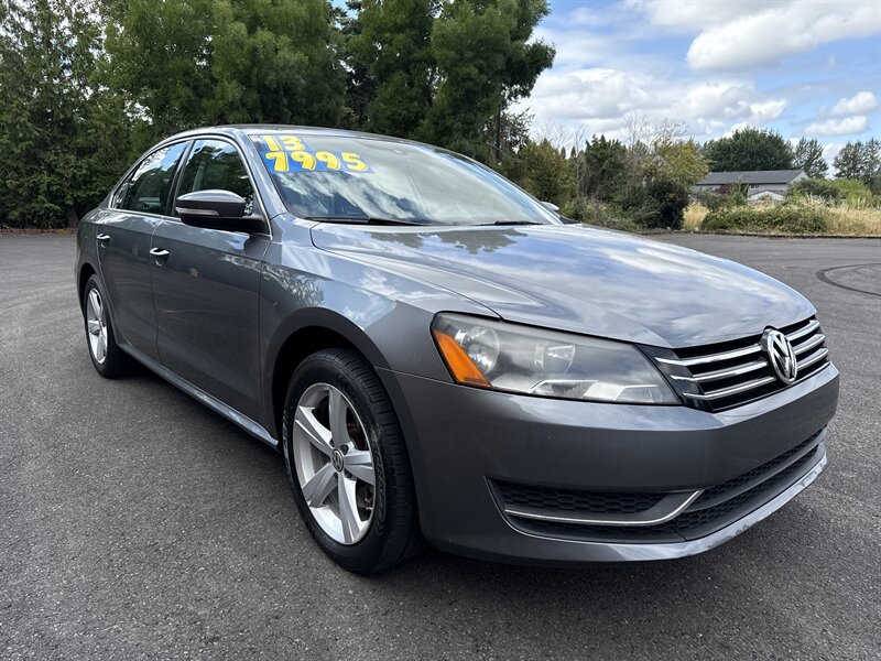 2013 Volkswagen Passat SE PZEV  