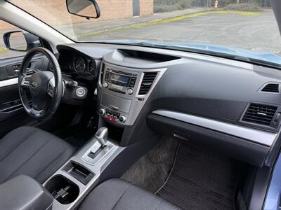 2012 Subaru Legacy 2.5i Premium   - Photo 12 - Salem, OR 97317